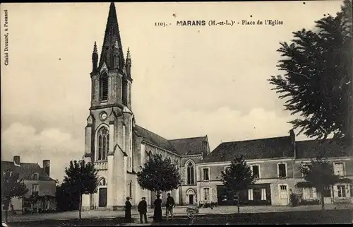 Ak Marans Maine et Loire, Place de l'Eglise