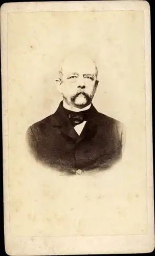 CdV Otto von Bismarck, Portrait, um 1870