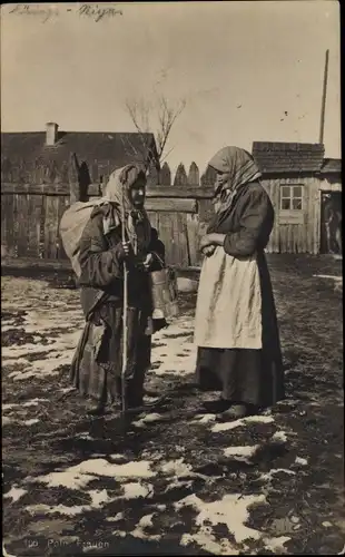 Ak Polnische Frauen, Kopftuch, Milchkanne, Winter