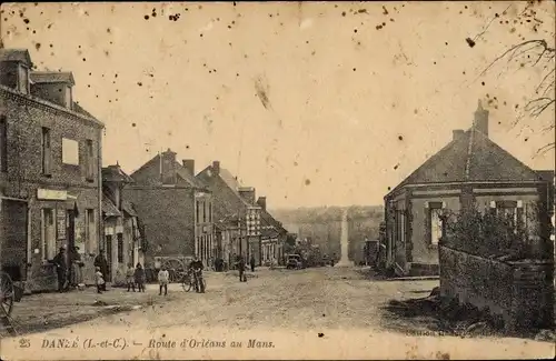 Ak Danzé Loir-et-Cher, Route d'Orlénas au Mans