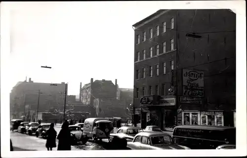 Foto Ak Berlin Wilmersdorf, Wilmersdorfer Straße 44, Parfümerie Cizek 1958, Autos