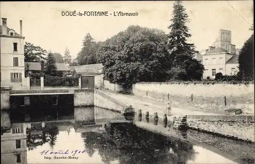 Ak Doué la Fontaine Maine et Loire, L'Abreuvoir