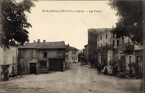 Ak Saint Haon le Châtel Loire, La Place