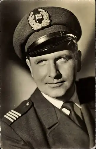 Ak Schauspieler Günther Simon, Militär-Uniform, Portrait