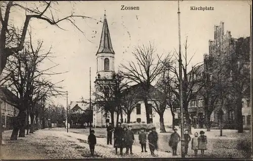 Ak Zossen in Brandenburg, Kirche, Kirchplatz