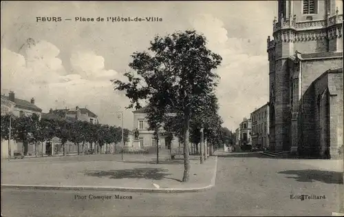 Ak Feurs Loire, Place de l'Hôtel de Ville