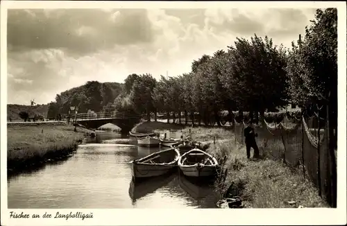 Ak Langballigau an der Flensburger Förde, Fischer am Fluss, Boote, Netze, Brücke