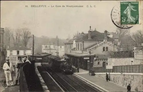 Ak Bellevue Hauts de Seine, La Gare de Montparnasse