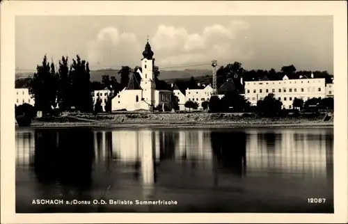Ak Aschach an der Donau Oberösterreich, Donaupartie, Blick auf den Ort