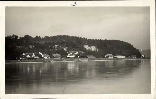 Foto Ak Aschach an der Donau Oberösterreich, Blick auf den Ort, Partie an der Donau