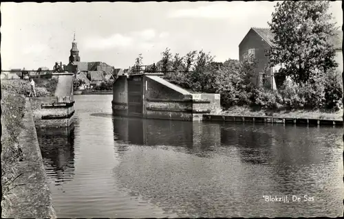 Ak Blokzijl Overijssel Niederlande, De Sas, Teilansicht, Schleuse