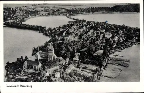 Ak Ratzeburg im Herzogtum Lauenburg, Fliegeraufnahme vom Ort