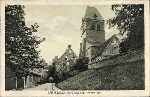 Ak Ratzeburg im Herzogtum Lauenburg, Dom und Steinernes Haus