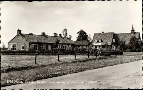 Ak Den Hulst Overijssel Niederlande, Groene Kruisgebouw en Geref. Kerk met Pastorie