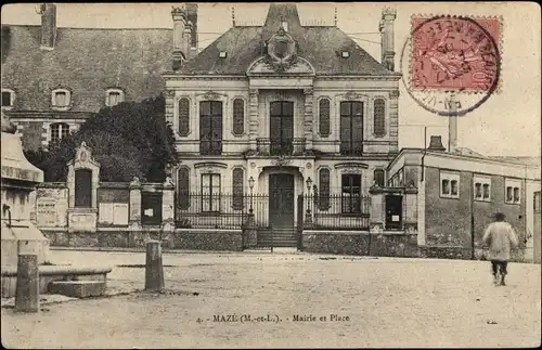 Ak Mazé Maine-et-Loire, Mairie et Place