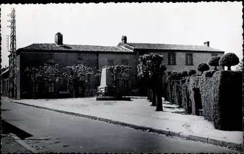 Ak Maulévrier Maine et Loire, Le Square