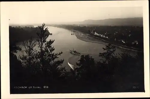 Ak Aschach an der Donau in Oberösterreich, Blick auf die Donau, Schiff
