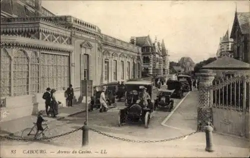 Ak Cabourg Calvados, Avenue du Casino, Autos