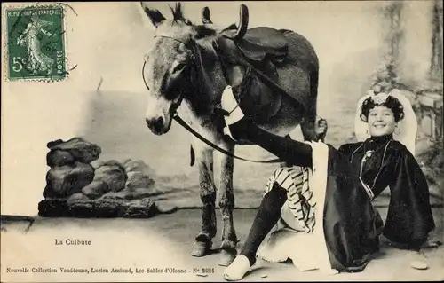 Ak La Culbute, Frau fällt vom Esel, Frankreich, Âne, Jeune Femme