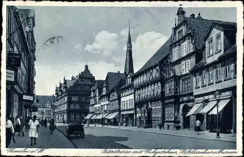 Ak Hameln an der Weser Niedersachsen, Osterstraße mit Hochzeitshaus, Stiftsherrenhaus, Museum