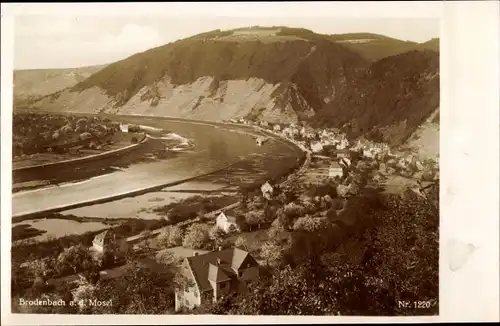 Ak Brodenbach an der Terrassenmosel, Teilansicht, Mosel, Berge