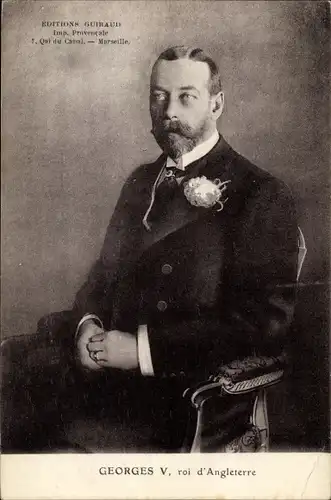 Ak König Georg V. von England, Sitzportrait, Anzug