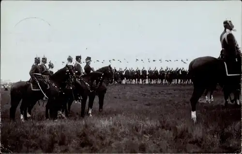 Foto Ak Kaiser Wilhelm II. von Preußen in Husarenuniform, Ulanenparade