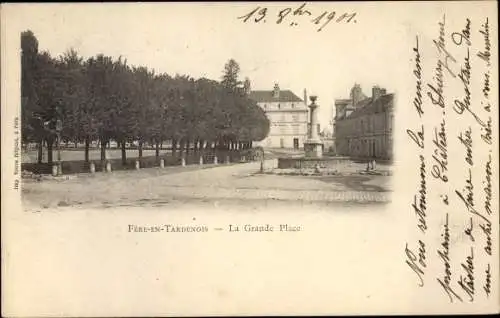 Ak Fère en Tardenois Aisne, La Grande Place