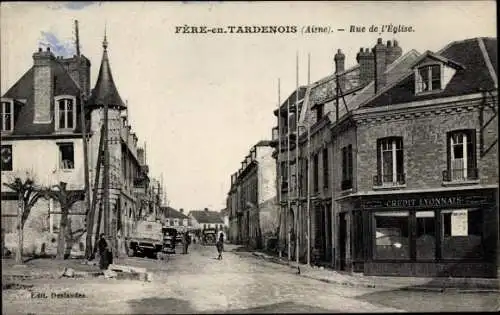 Ak Fère en Tardenois Aisne, Rue de l'Église