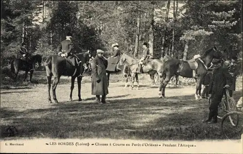 Ak Les Bordes Loiret, Chasses á courre en Foret d'Orleans, Pendant l'Attaque, Jagdszene