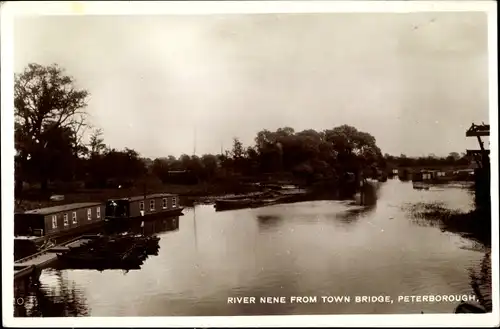 Ak Peterborough Cambridgeshire England, River Nene from Town Bridge