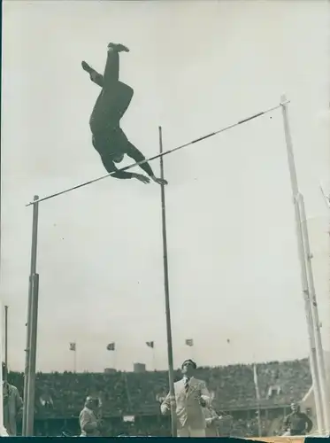 Foto Olympia 1936, Sieger im Hochsprung