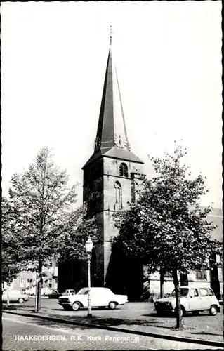 Ak Haaksbergen Overijssel, R. K. Kerk Pancracius, Autos