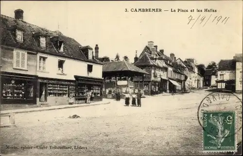 Ak Cambremer Calvados, La Place et les Halles