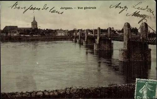 Ak Jargeau Loiret, Gesamtansicht mit Brücke