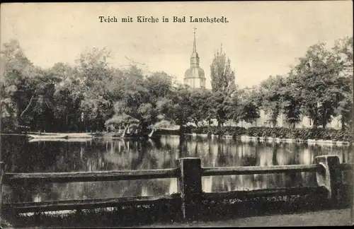 Ak Bad Lauchstädt Saalekreis, Teich, Kirche