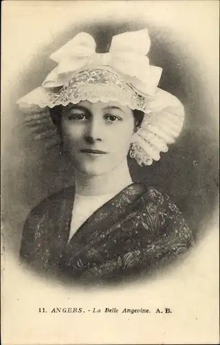 Ak Angers Maine et Loire, La Belle Angevine, Portrait