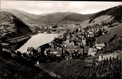 Ak Treis Karden an der Mosel, Panorama von der Ortschaft, Fluss