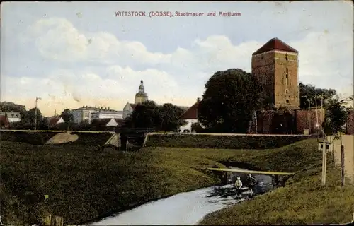 Ak Wittstock Dosse in der Ostprignitz, Stadtmauer und Amtturm