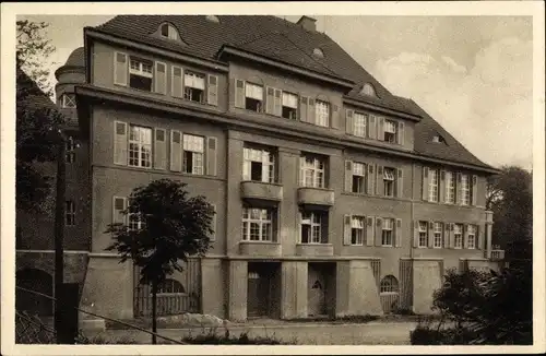 Ak Coswig in Sachsen, Schloss, Landesversicherungsanstalt Sachsen