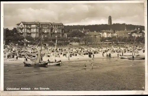 Ak Ostseebad Ahlbeck Heringsdorf auf Usedom, Am Strande