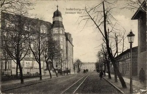Ak Tschernjachowsk Insterburg Ostpreußen, Dessauer Hof, Straßenpartie