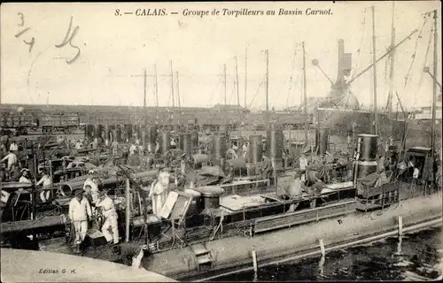 Ak Calais Pas de Calais, Groupe de Torpilleurs au Bassin Carnot
