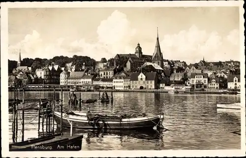 Ak Flensburg in Schleswig Holstein, Hafen,Teilansicht Ort mit Kirchen