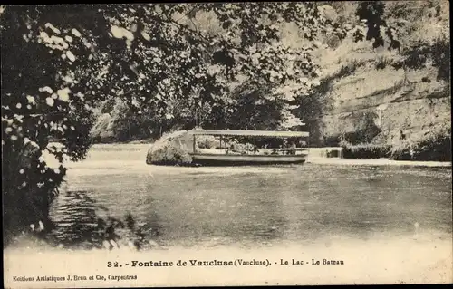 Ak Fontaine de Vaucluse, Le Lac, Le Bateau