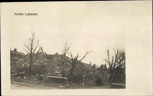 Foto Ak Łebsko Lebasee Labasee, Zerstörte Kirche, Kriegszerstörungen