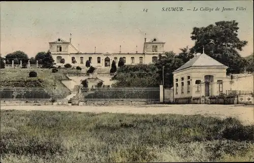 Ak Saumur Maine et Loire, Le Collège de Jeunes Filles