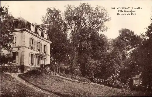 Ak Moisenay Seine et Marne, Villa Beausejour, Un coin du Parc