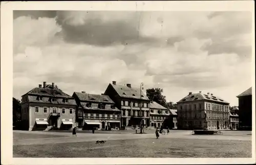 Ak Krásná Lípa Schönlinde Region Aussig, Marktplatz, Brunnen