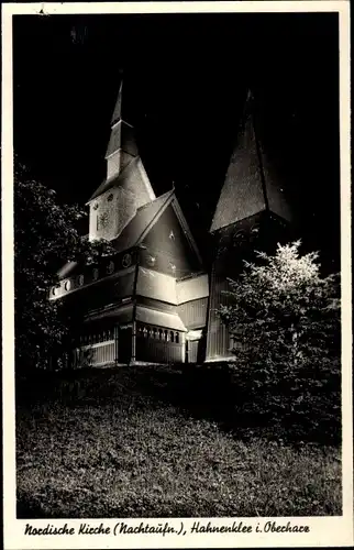 Ak Hahnenklee Bockswiese Goslar, Nordische Stabkirche, Nachtansicht